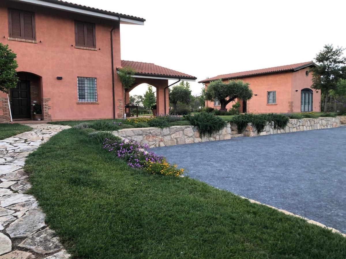 Casale Appia Bed & Breakfast Latina Luaran gambar
